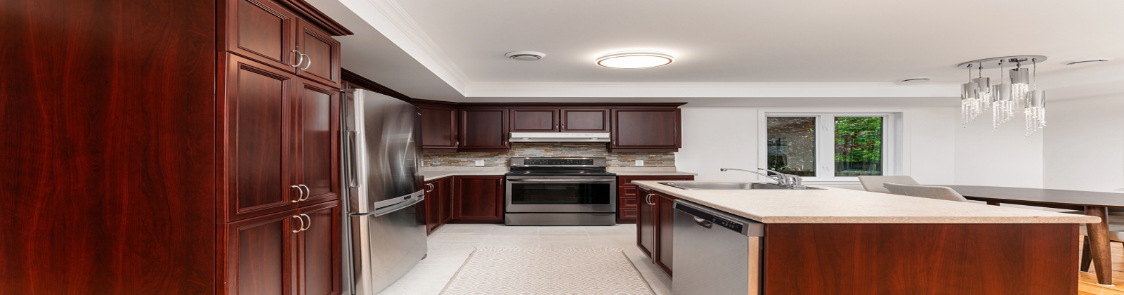 4 Bedrooms Bedrooms, ,2 BathroomsBathrooms,Apartment,For Sale,1110