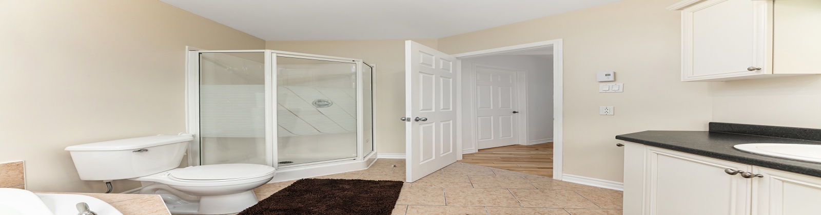 4 Bedrooms Bedrooms, ,2 BathroomsBathrooms,Apartment,For Sale,1110