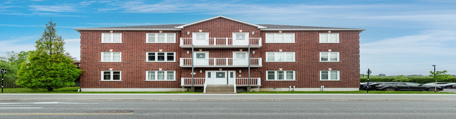 4 Bedrooms Bedrooms, ,2 BathroomsBathrooms,Apartment,For Sale,1110