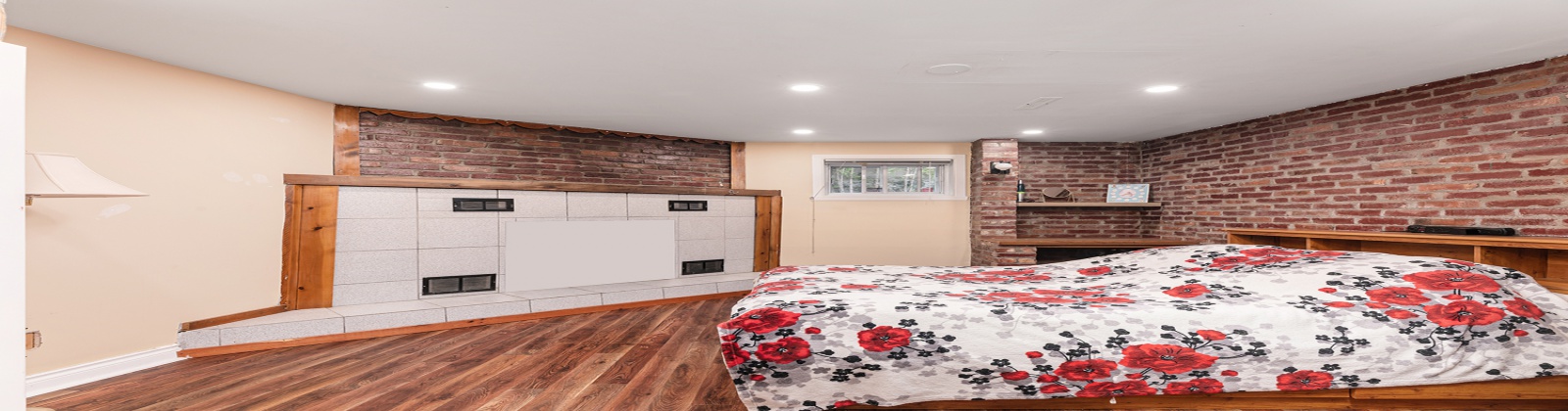 4 Bedrooms Bedrooms, 12 Rooms Rooms,1 BathroomBathrooms,Maison,À vendre,1111