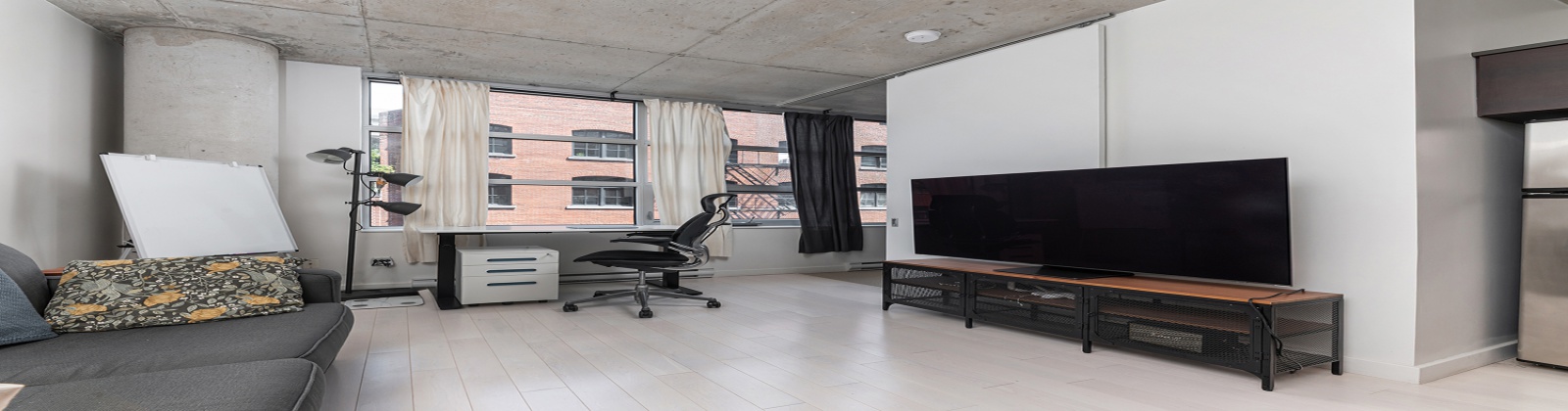 1 Bedroom Bedrooms, 4 Rooms Rooms,1 BathroomBathrooms,Apartment,For Sale,1124
