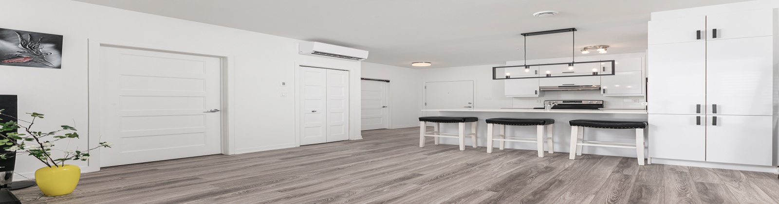 1 Bedroom Bedrooms, 6 Rooms Rooms,1 BathroomBathrooms,Apartment,For Sale,1126
