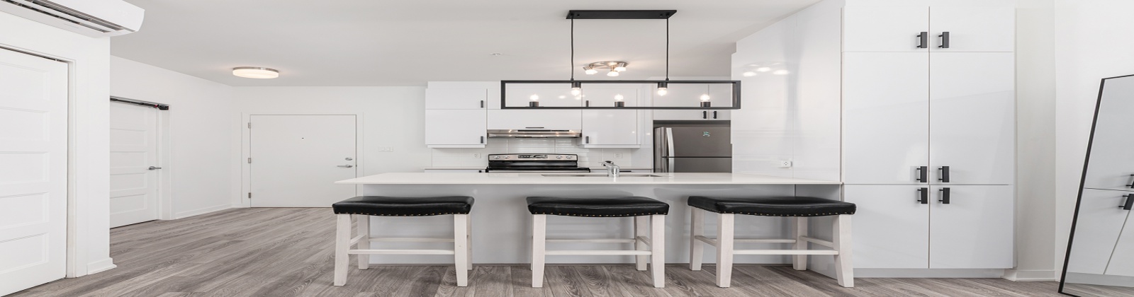 1 Bedroom Bedrooms, 6 Rooms Rooms,1 BathroomBathrooms,Apartment,À vendre,1128